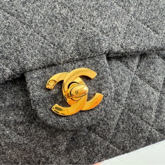 Chanel Vintage Grey Wool Mini Square Flap 24k Gold Plated Hardware - Picture 2 of 16